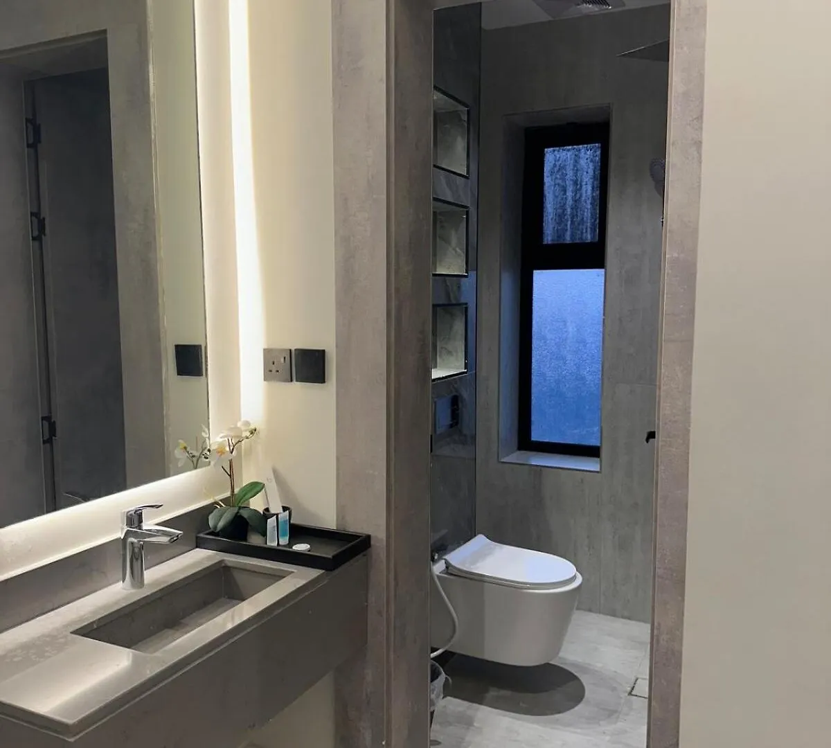 דמאם Luxury Apartment